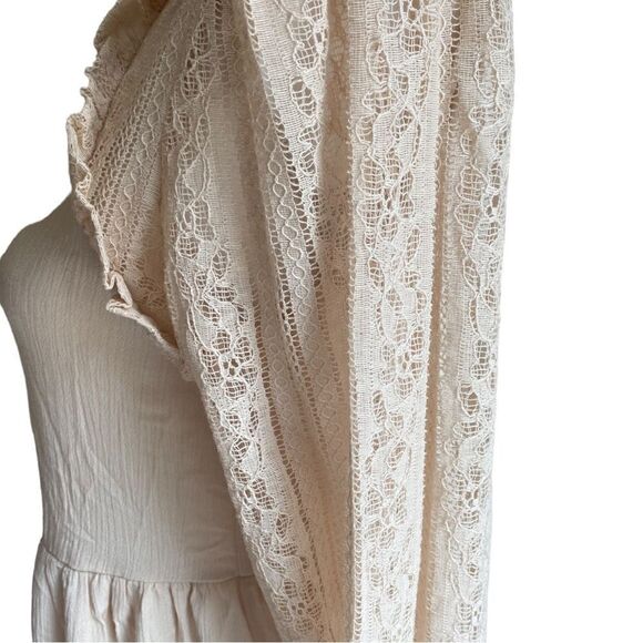Francesca’s Peplum Lace Top Beige Sz XXS NWT - Picture 4 of 7